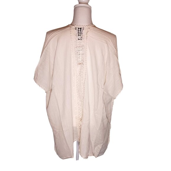 NEW Steve Madden Lace Inset Ruana in Ivory, OS, Crotchet Kimono Cardigan - Picture 6 of 8
